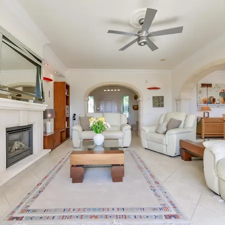 Villa Myplacetobe